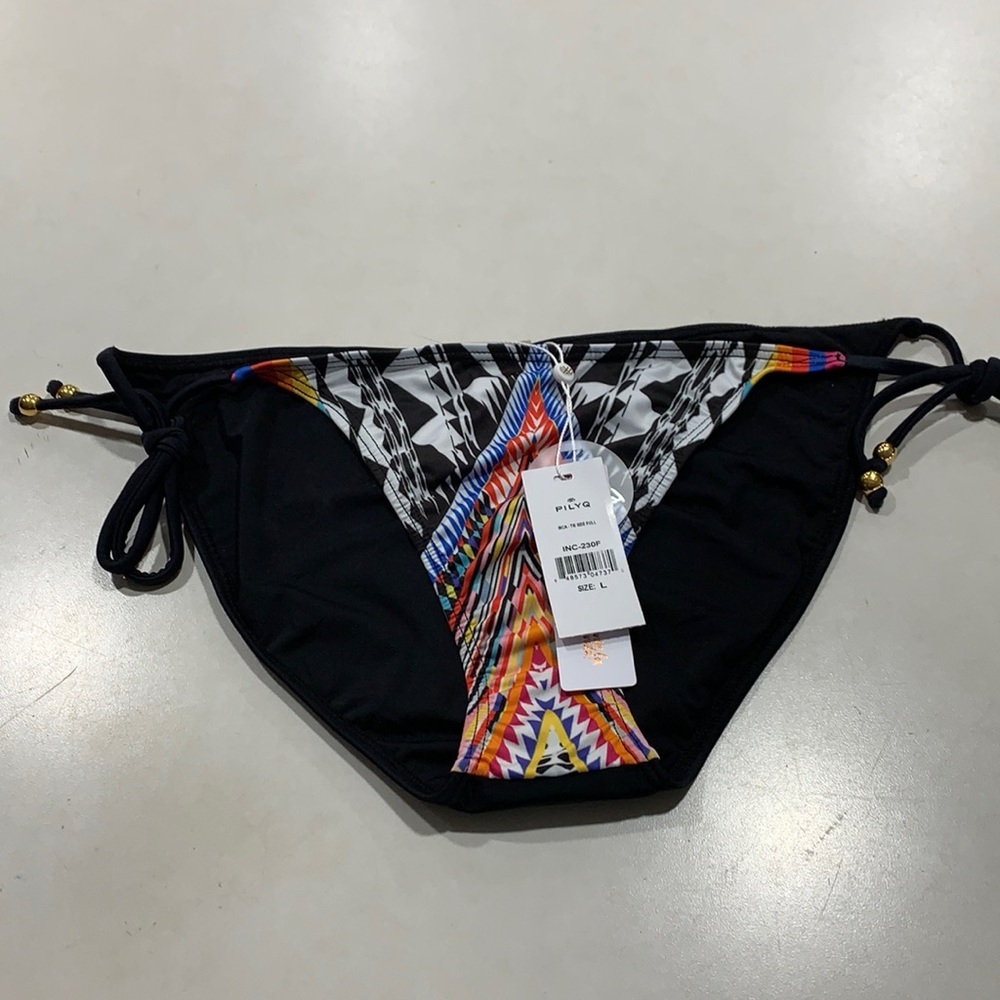 NWT‎ PILYQ Inca’s Tie Side String Bikini Bottoms L